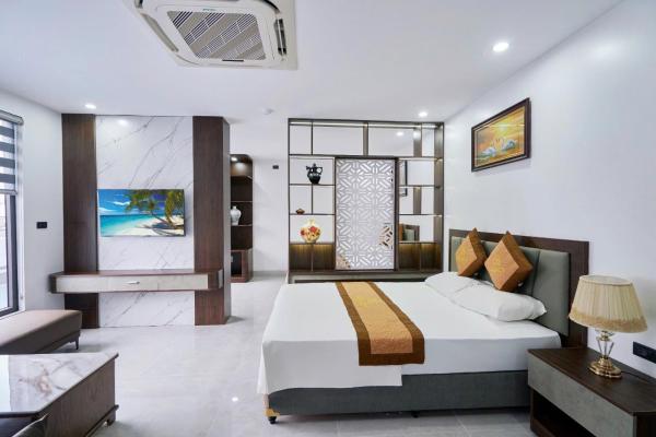 A la foto es mostra l'objecte Khách sạn Tân Trường Sơn situat a la ciutat de Sầm Sơn.