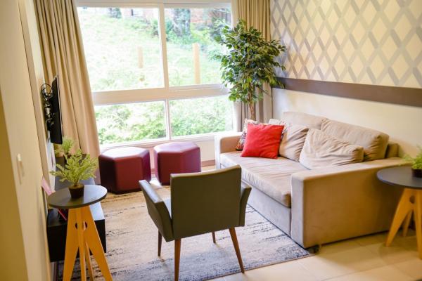 A la foto es mostra l'objecte Apartamento completo e bem localizado situat a la ciutat de Gramado.