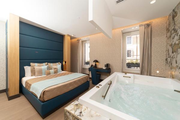 Na fotografii je vidět objekt San Carlo Suite nacházející se ve městě Řím.
