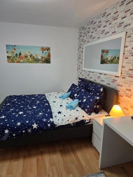 Kuvassa näkyy kohde Garsoniera Saturn, joka sijaitsee kaupungissa Deva.