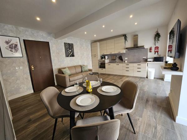 A la foto es mostra l'objecte Sliema Promenade Suites III situat a la ciutat de Sliema.