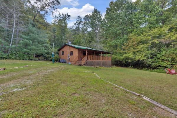 Na zdjęciu widoczny jest obiekt Boo Bear Close to Gatlinburg położony w mieście Cosby.
