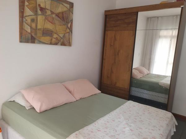 Apt Quarto, sala, varanda, Praia do morro à 150mtrsの写真5