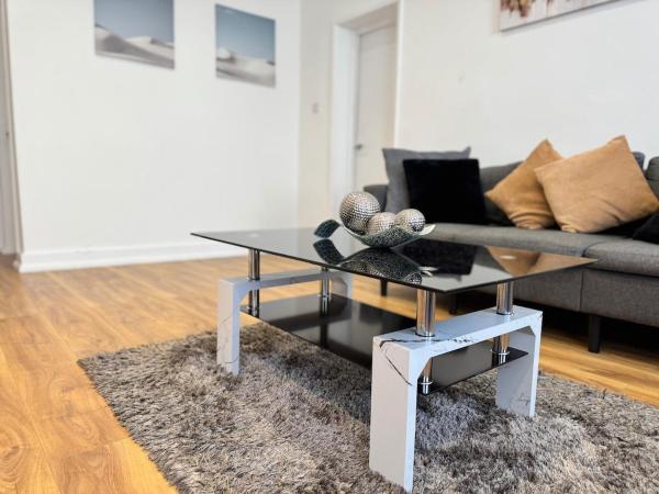 A la foto es mostra l'objecte Stylish 2-Bed Stay in SE London situat a la ciutat de Woolwich.
