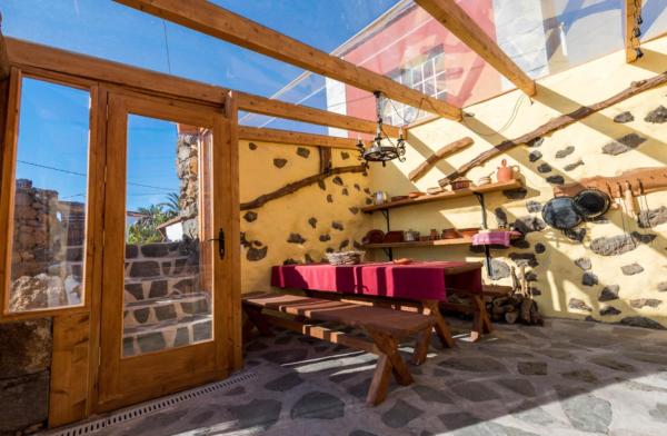 På billedet ses objektet Preciosa Casa en El Hierro con BBQ beliggende i byen Isora.