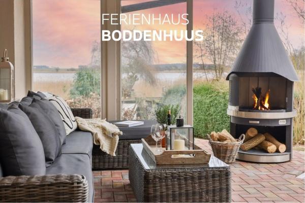 A la foto es mostra l'objecte Boddenhuus - Traumhaus mit Steg und Boot situat a la ciutat de Zudar.