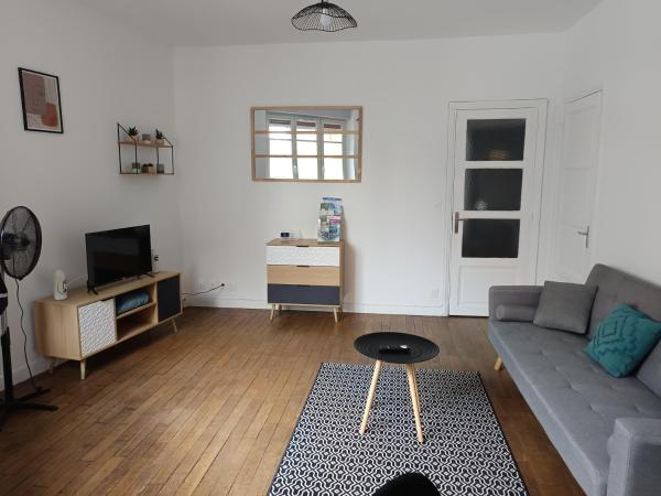 På billedet ses objektet Appartement Rubis 2 pers - L'Artdu'Net - beliggende i byen Sedan.