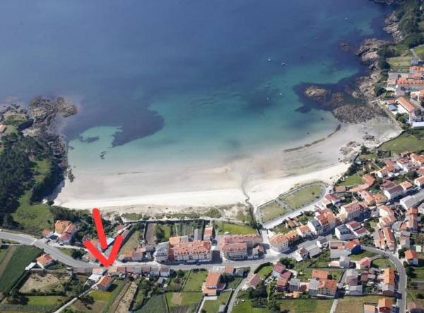 På billedet ses objektet Casa Chouza Sardiñeiro beliggende i byen Sardiñeiro de Abaixo.