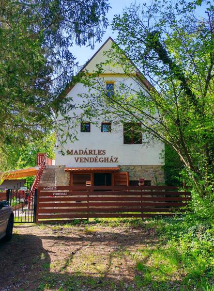Na fotografii je vidět objekt Madárles Vendégház nacházející se ve městě Kan.
