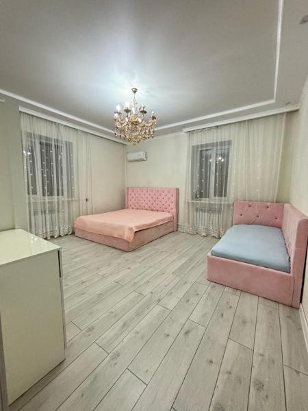 Foto 2: 2-комнатная по Караменде Би