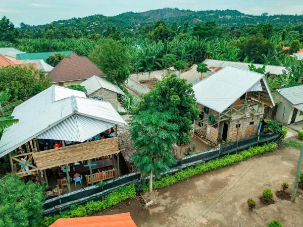 The photo shows the Karibu Eco-Hostel Arusha located in the city of Arusha.