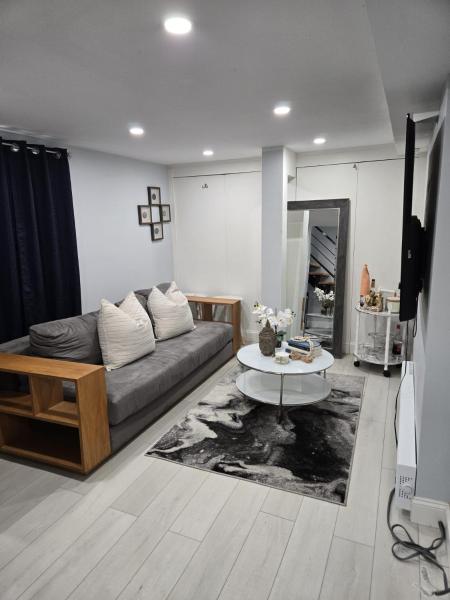 På billedet ses objektet Modern Oasis 1 beliggende i byen Bellerose.