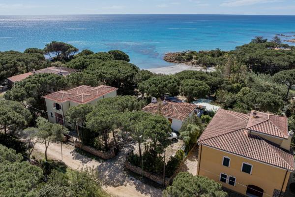 En la foto se muestra el objeto Casa Donatella, in riva al mare! ubicado en la ciudad de Cala Liberotto.