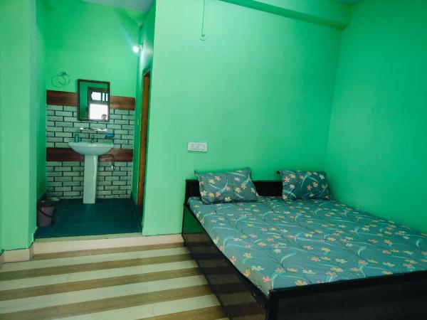 En la foto se muestra el objeto The Breeze Homestay ubicado en la ciudad de Kulu.