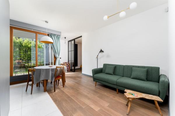 Jesionowa Homely Apartment with Garden by BookingHost, Kraków