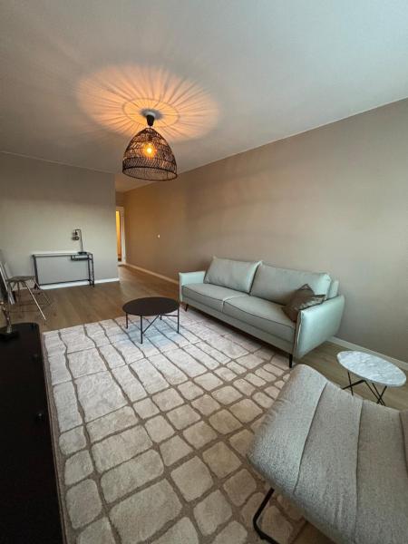 Na fotografii je vidět objekt Stylish one-bedroom apartment in the heart of Oulu nacházející se ve městě Oulu.