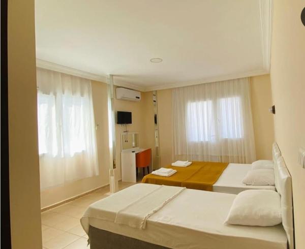 A la foto es mostra l'objecte Mandarin Beach Hotel situat a la ciutat de Ortaköy.