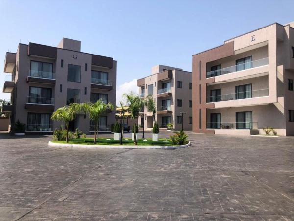A la foto es mostra l'objecte Elite suite situat a la ciutat de Accra.