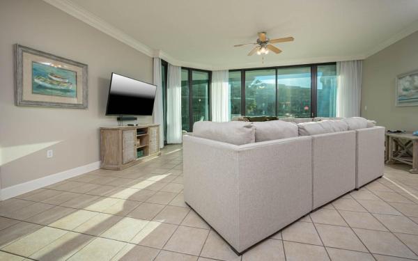 Foto 6: Lighthouse on the Bay 2109 condo