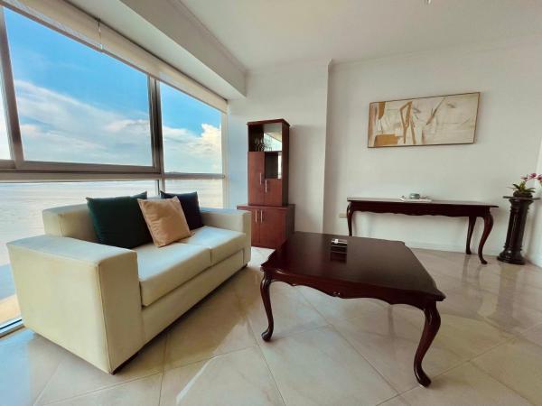 Suite frente al río en Puerto Santa Ana Riverfront, Guayaquil