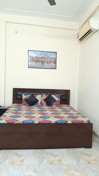 Auf dem Foto ist das Objekt Maa Bhagwati Home stay & PG House in der Stadt Ayodhya zu sehen.