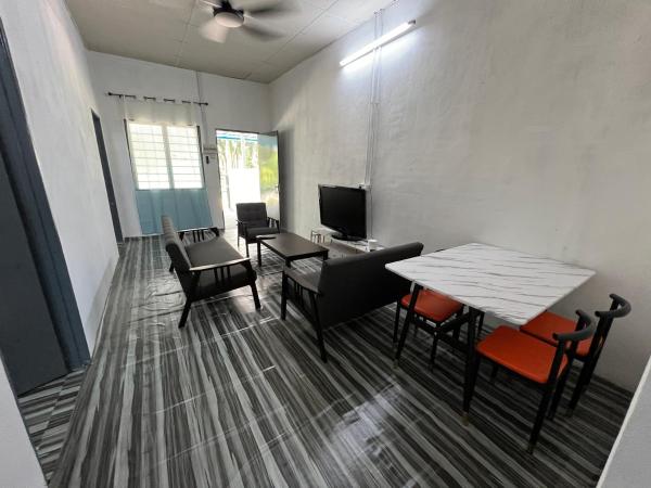 Op de foto is het object CK Homestay Parit Buntar Perak te zien, gelegen in de stad Bagan Serai.