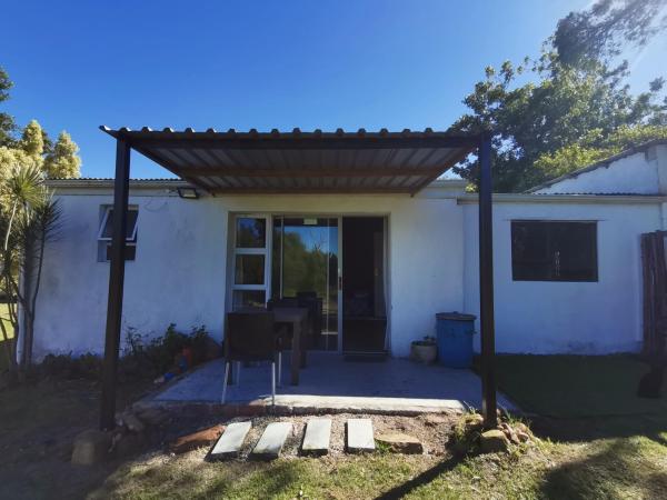 På billedet ses objektet Windygates Estate Room 1 beliggende i byen Van Stadensriviermond.