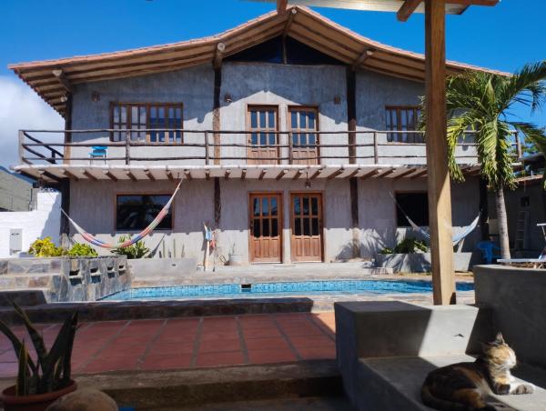 照片显示了位于La Asunción市的Guacuco Living物件。