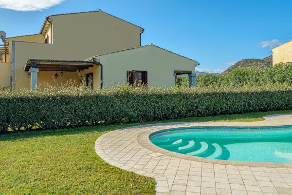 Na zdjęciu widoczny jest obiekt Villa Eleonora-iun-p6104 położony w mieście San Teodoro.