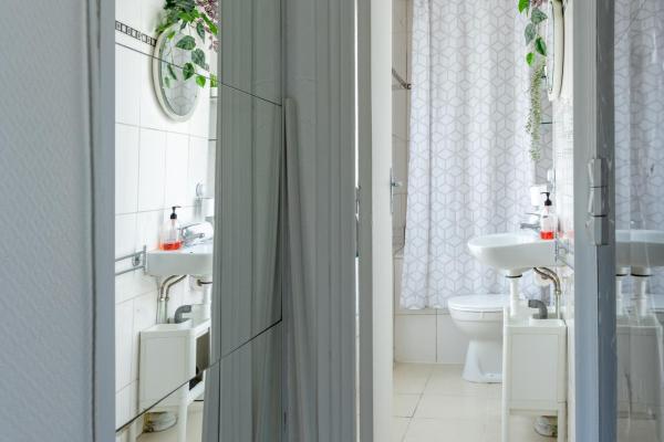 Na zdjęciu widoczny jest obiekt Charming and Compact Studio-Jules Joffrin - Montmartre położony w mieście Paryż.