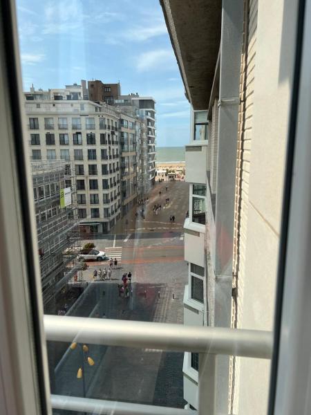 A la foto es mostra l'objecte Residentie James situat a la ciutat de Oostende.