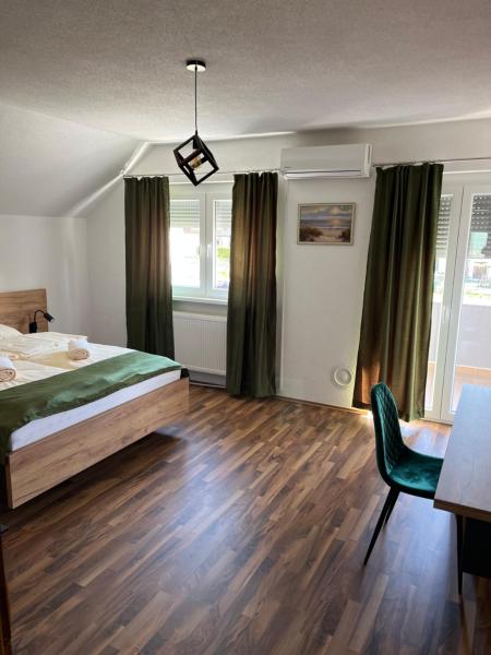 A la foto es mostra l'objecte Villa EXOTIC situat a la ciutat de Bihac.