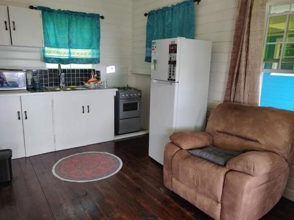På bilden syns objektet Dream Cabin Studio Apartment som ligger i staden Gouyave.