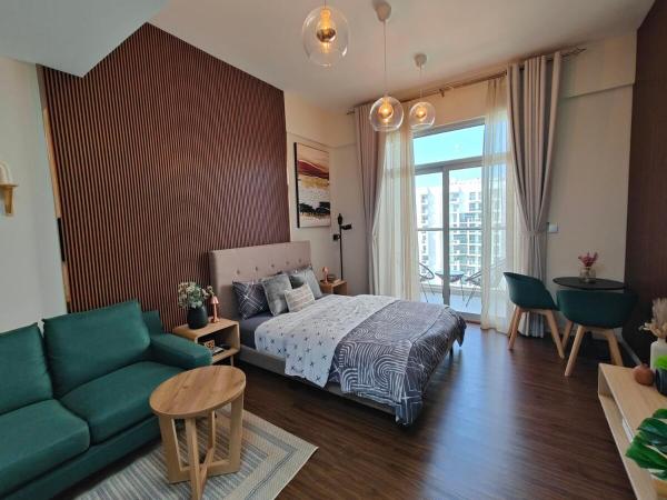 A la foto es mostra l'objecte Stylish Cozy Studio with Netflix - Close to Metro situat a la ciutat de Dubai.
