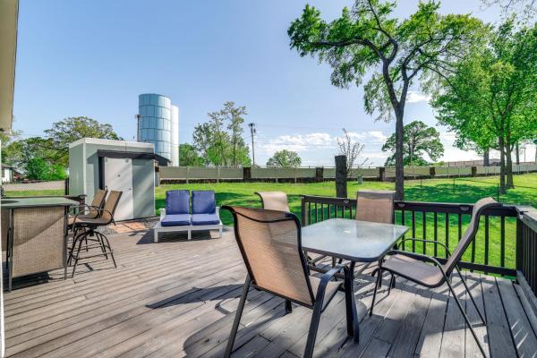 < 1 Mi To Golf & Marina: Inviting Home In Afton! - Grove, OK