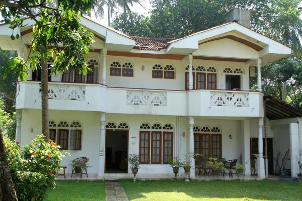 A la foto es mostra l'objecte Gudsmith Home situat a la ciutat de Negombo.