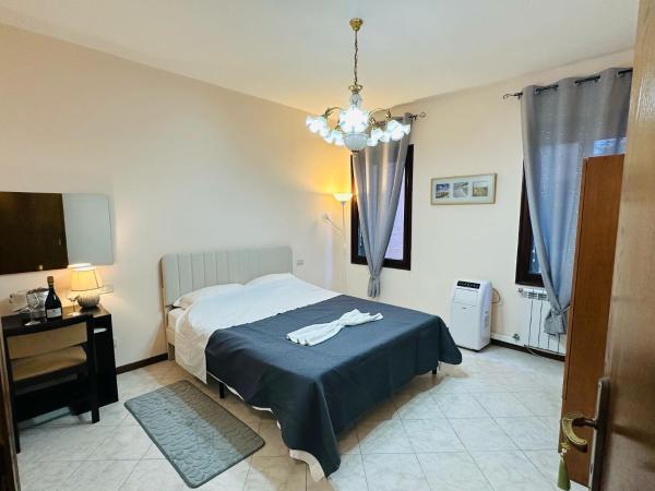 A la foto es mostra l'objecte Queen Venice Apartment situat a la ciutat de Venècia.