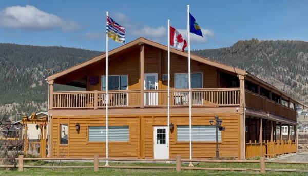 A la foto es mostra l'objecte Merritt Lodge situat a la ciutat de Merritt.