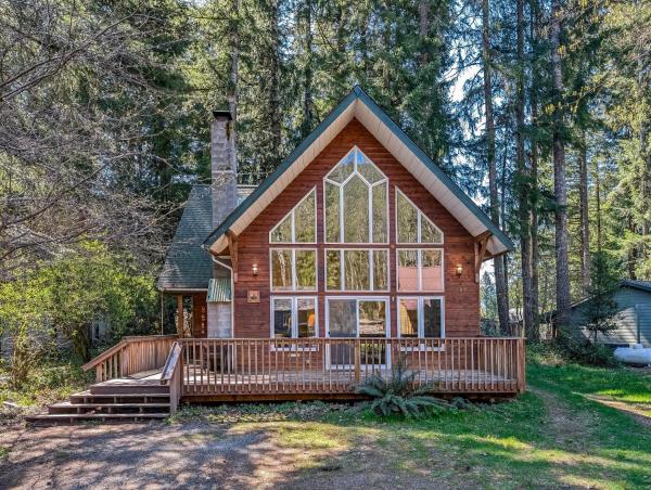Na fotografii je vidět objekt Moose Manor nacházející se ve městě Packwood.