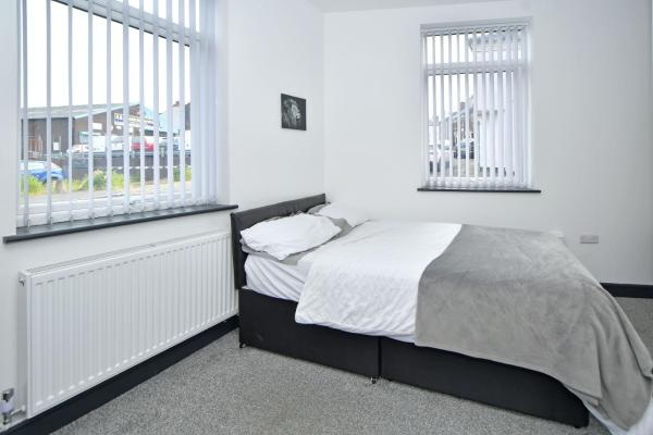 A la foto es mostra l'objecte Townhouse at 34 Mayer Street Stoke situat a la ciutat de Hanley.