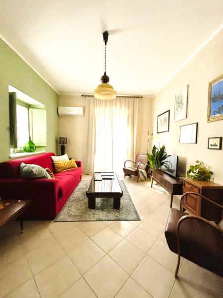 A la foto es mostra l'objecte Fajra house situat a la ciutat de Palerm.