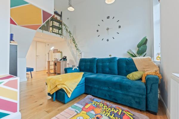 Sleeps 6 1 Bed With Loft 5mins To Stations - Leyton