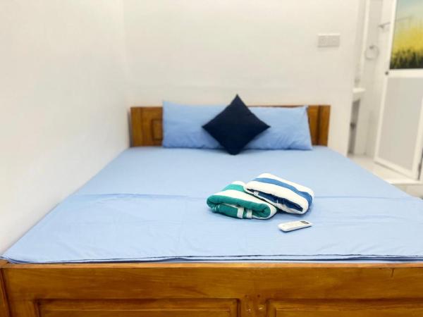 A la foto es mostra l'objecte Trinco Sailu Inn situat a la ciutat de Trincomalee.