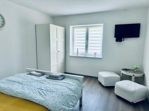 Nella foto è visibile l'oggetto Dom Wakacyjny Cztery Pory Roku situato nella città di Stróże.