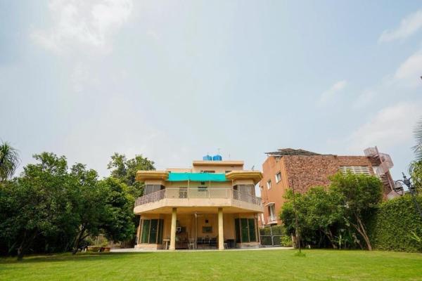 A la foto es mostra l'objecte Gulberg Dream Residence situat a la ciutat de Lahore.