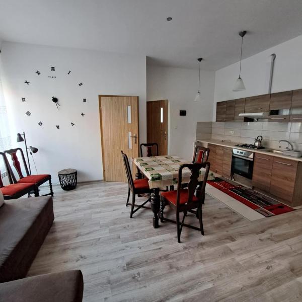 Na fotografii je vidět objekt Apartament nad jeziorem nacházející se ve městě Ryn.
