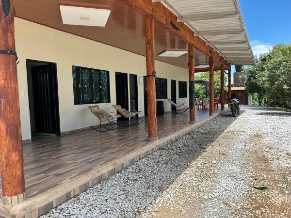 Na fotografii je vidět objekt Finca las palmas nacházející se ve městě Puerto Triunfo.