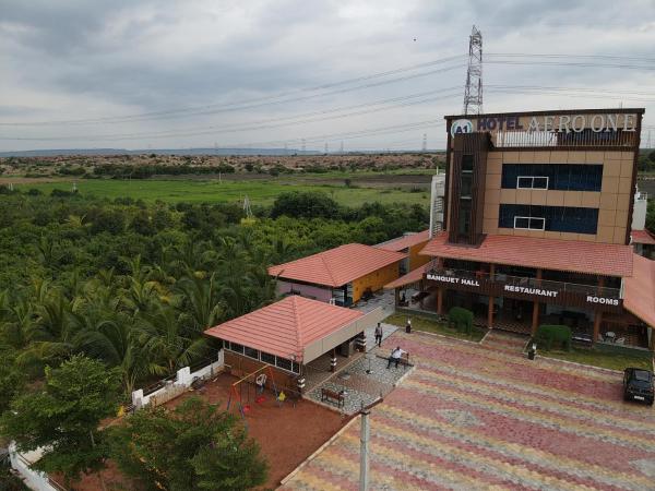 På billedet ses objektet Hotel Aero One beliggende i byen Kurnool.