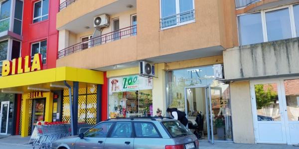 Auf dem Foto ist das Objekt Неофит Бозвели апартамент 1 in der Stadt Krasen zu sehen.