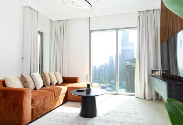 Na zdjęciu widoczny jest obiekt SUMMER DEAL! Luxury Living 2BR with Mesmerizing Burj Views położony w mieście Dubaj.